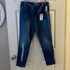 Rockstar pants with slim pockets